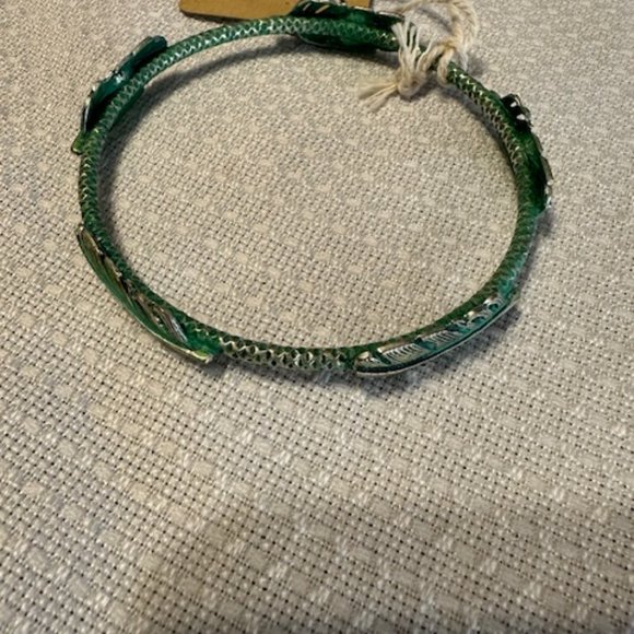 Boho Feather Bangle Bracelet  14988  NWT Boutique - Picture 7 of 7